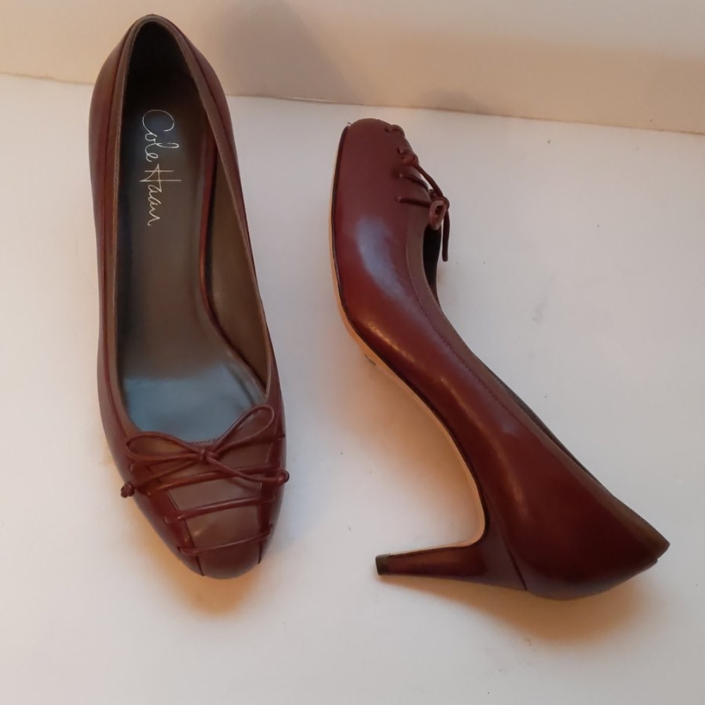 Cole Haan red leather/brown trim heels-sz 7 1/2 B